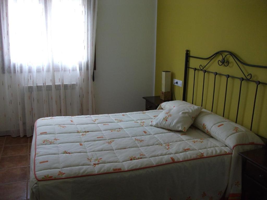 Apartamentos Arcos De Solana Vilas del Turbon Exterior foto